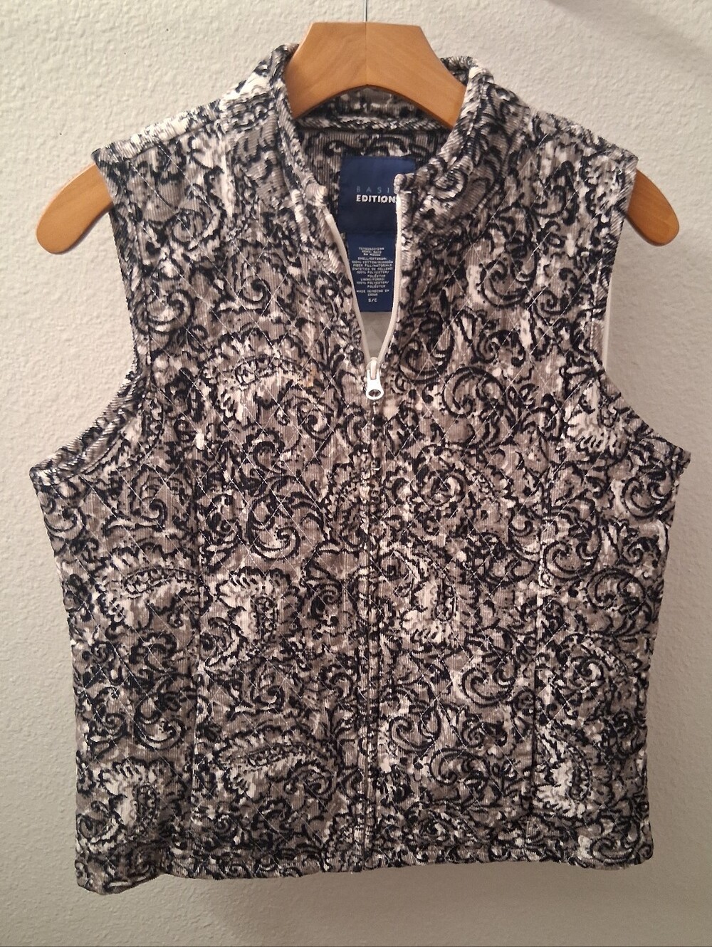 Basic Editions Printed Curduroy Vest Small